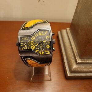 Brand New Oulm Black and Yellow Dual Time Men's Watch